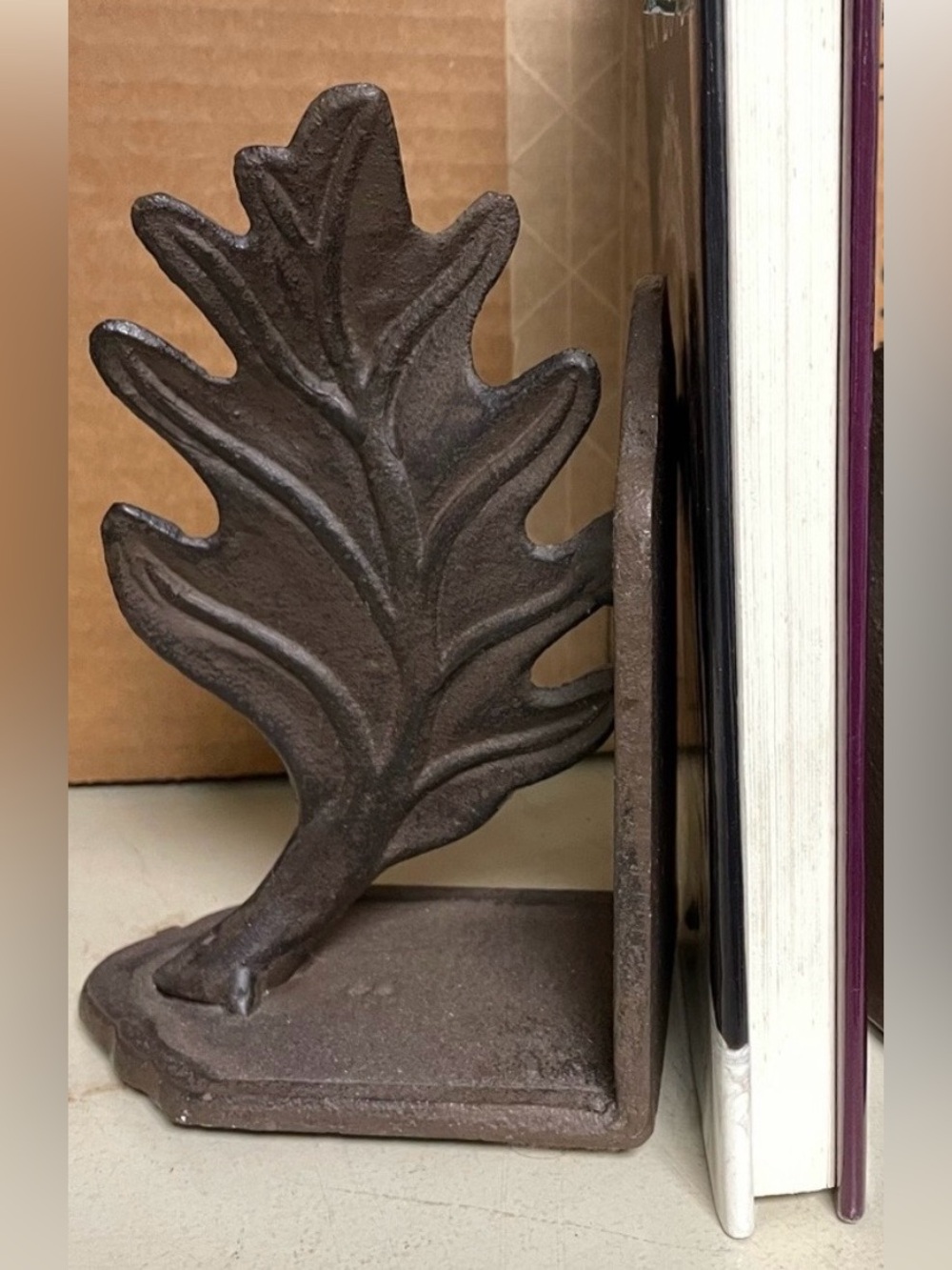 Oak Leaf Book End